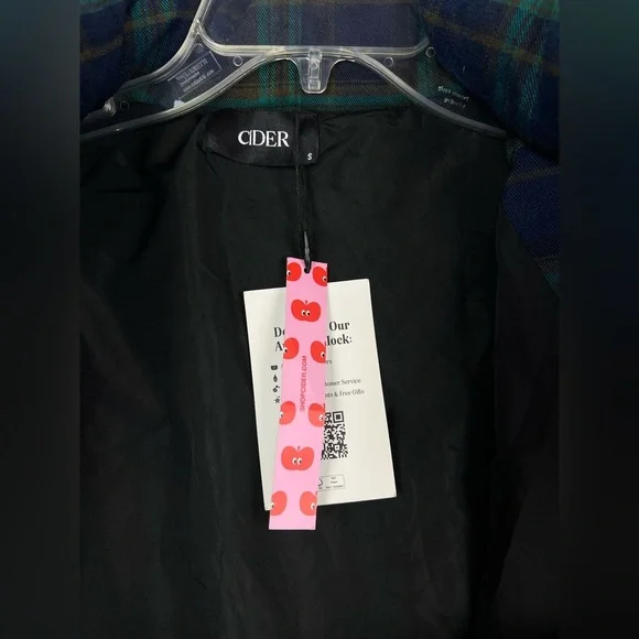 Cider Checkered Jacket in Green and Blue size Small - Picture 4 of 11